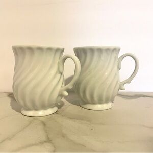 VTG Set of 2 Hitkari Potteries Bone China White Swirl Mugs (India)